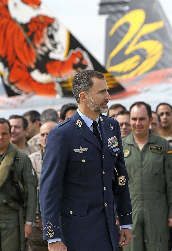 Fotogalería de la visita de Felipe VI a la Base Aérea de Zaragoza