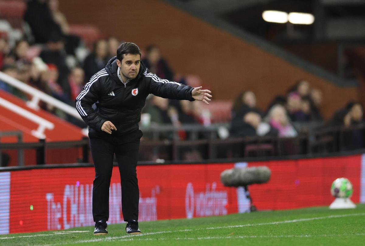 Jonatan Giráldez, durante un partido con el Olympique de Lyon.