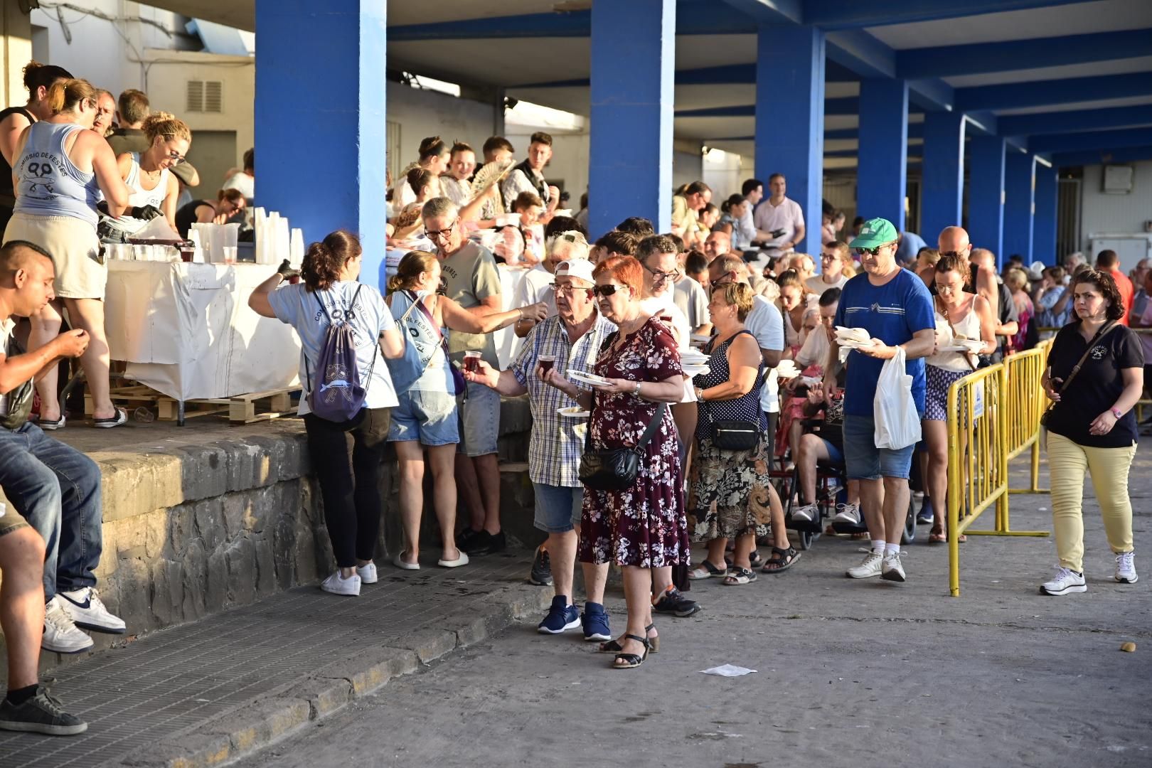 Galería | Torrà de sardinas en el Grau en Sant Pere
