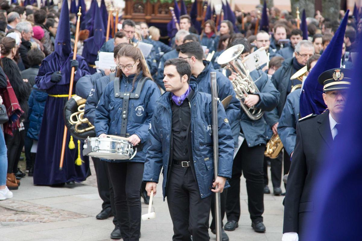 PEDRO HERNANDEZ GARRIGA EN UN DESFILE DE LA VERA CRUZ, AÑOS ATRÁS.