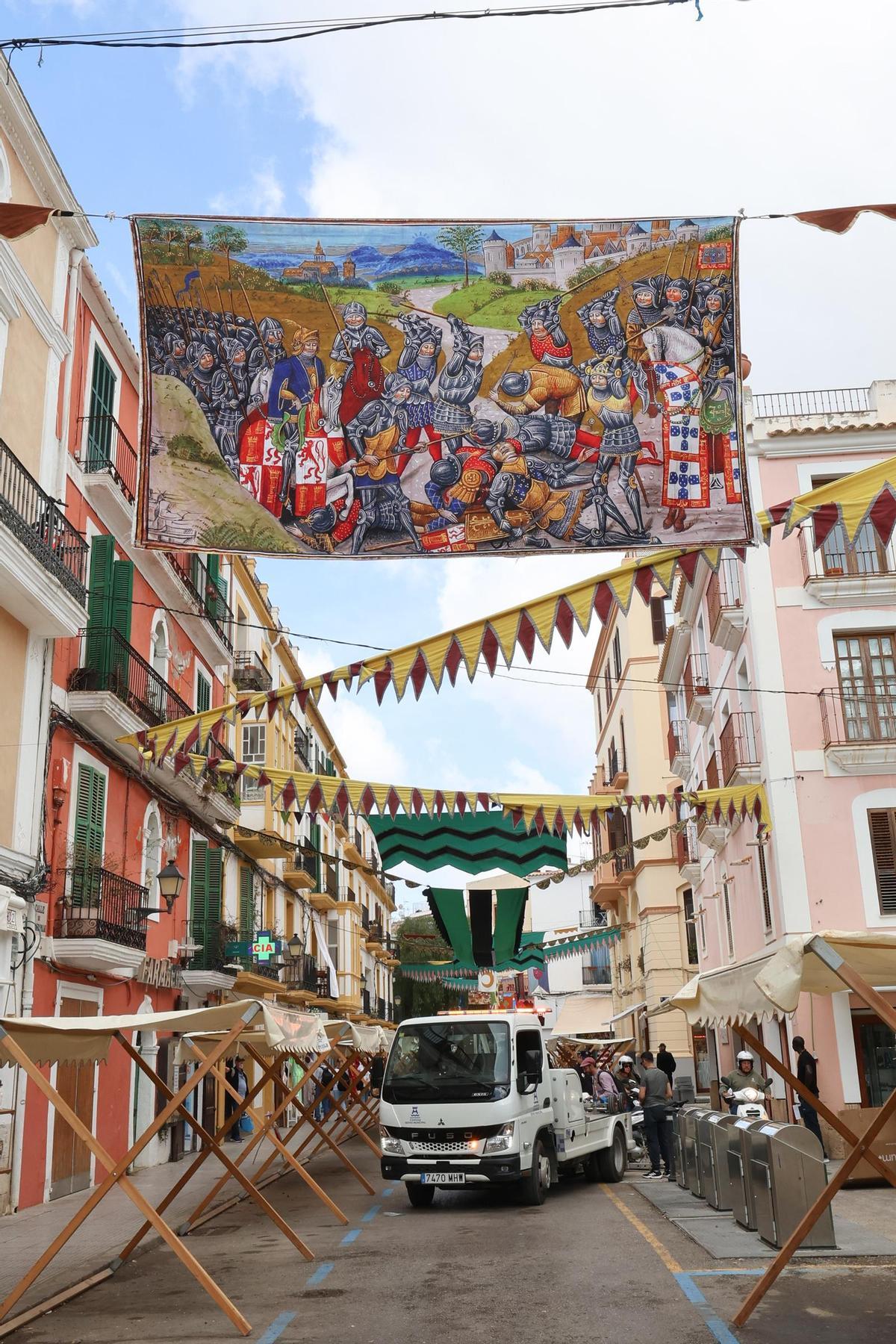 Preparativos de la Ibiza Medieval. Preparativos de la Ibiza Medieval.