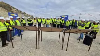 El Ministerio pondrá en marcha en Cieza este verano una central solar fotovoltaica