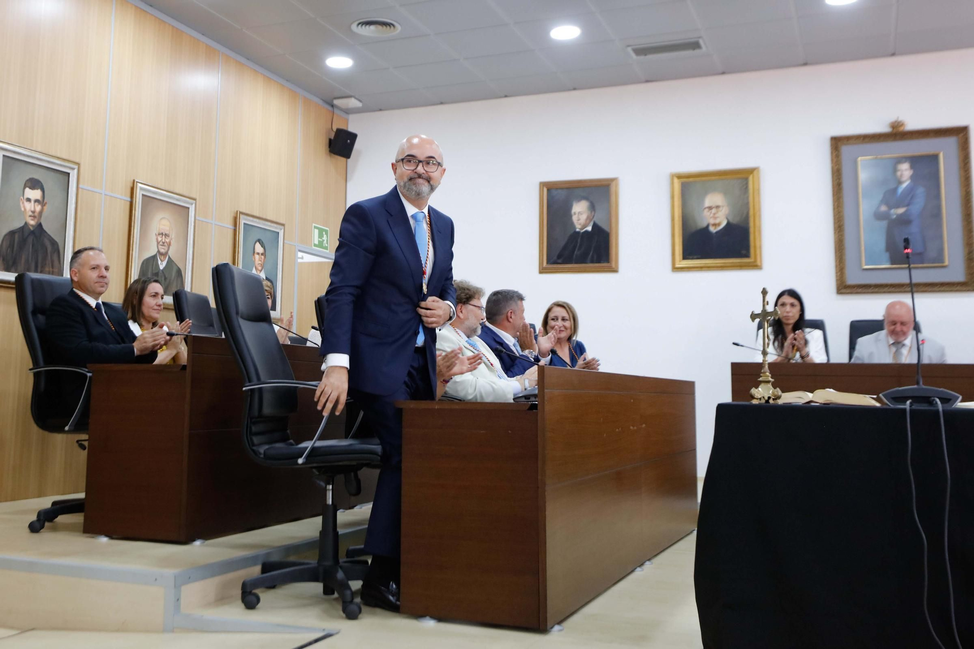 Galería de imágenes de la toma de posesión de Vicent Roig como alcalde de Sant Josep