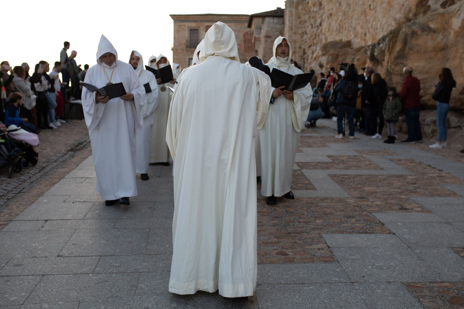 GALERIA | Las mejores imágenes de la procesión de Luz y Vida