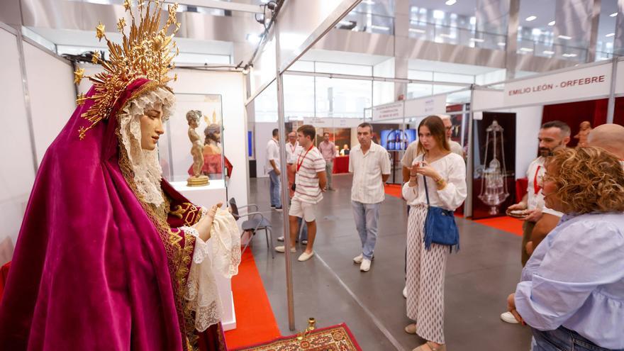 Música, gastronomía y mesas redondas en la Feria Cofrade de Córdoba