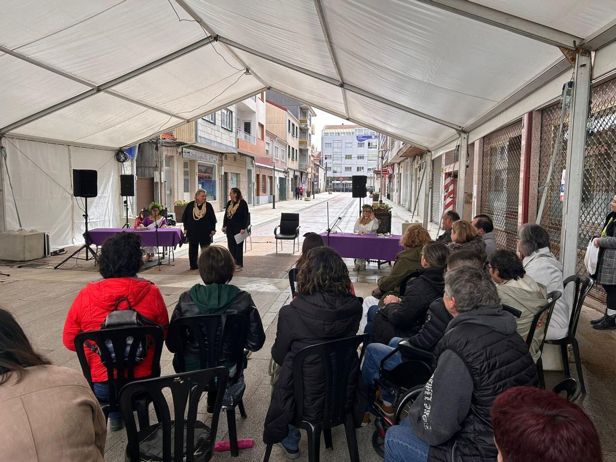 Función de Enredos Teatro en Silleda.