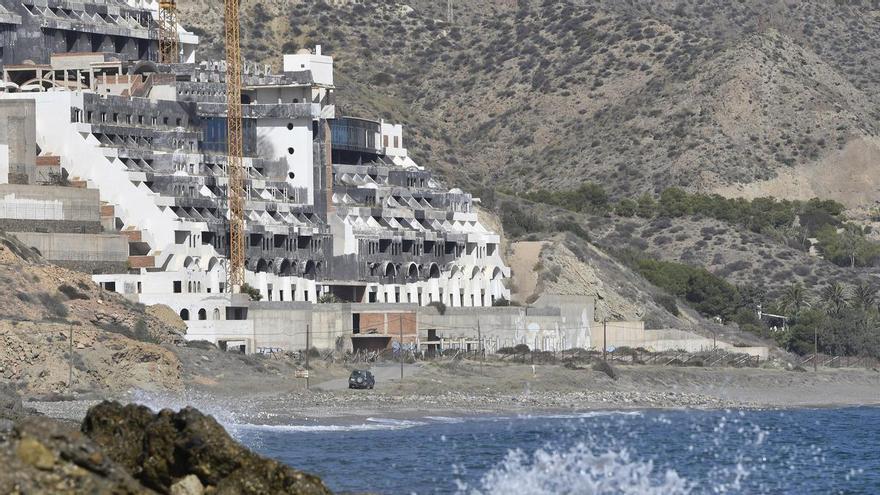 Más de 20 años después, anulan la licencia del hotel El Algarrobico