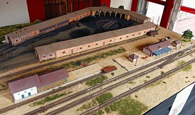 Maqueta de la antigua estación de ferrocarril de Gandia