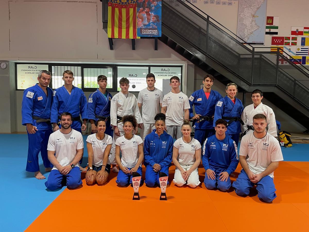 El Valencia Club de Judo se proclamó campeón de la 1º División  Masculina  y  Femenina  de  la  Liga  Nacional  “Memorial  Francisco Valcárcel”.