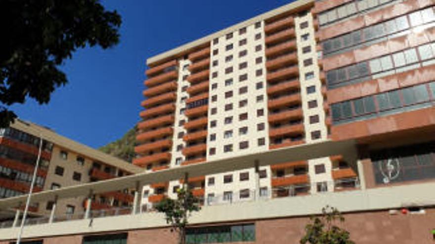 Bloque de viviendas de la avenida El Puente, en Santa Cruz de La Palma.