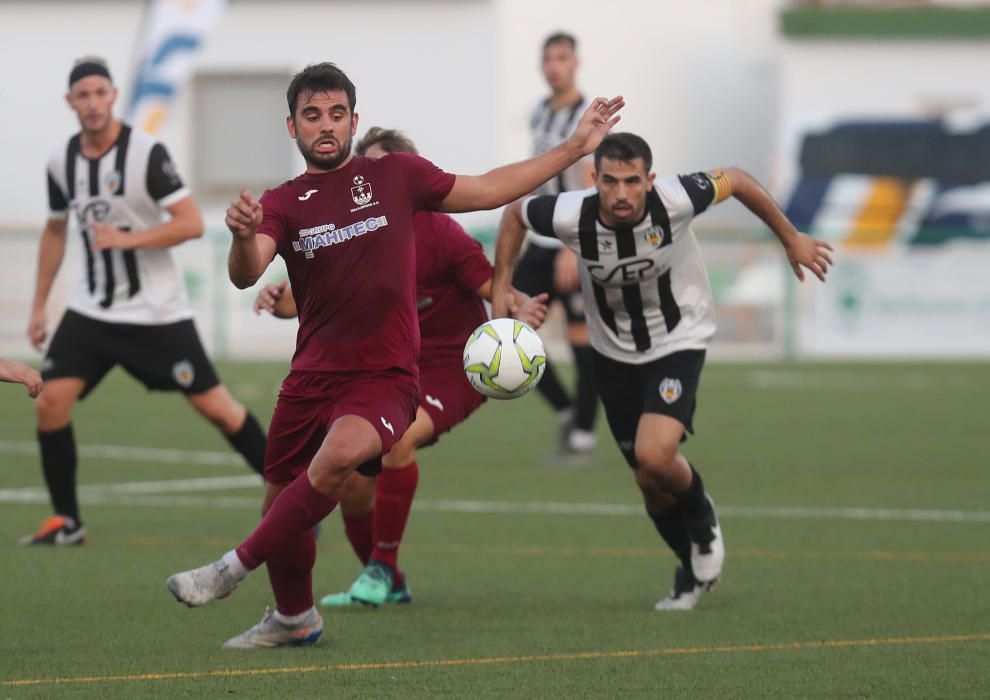 Las mejores imágenes del UD Castellonense - Villajoyosa FC