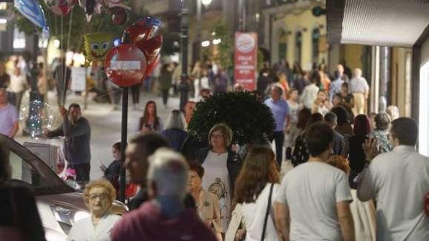 La calle La Cámara, una de las principales vías comerciales de la ciudad.