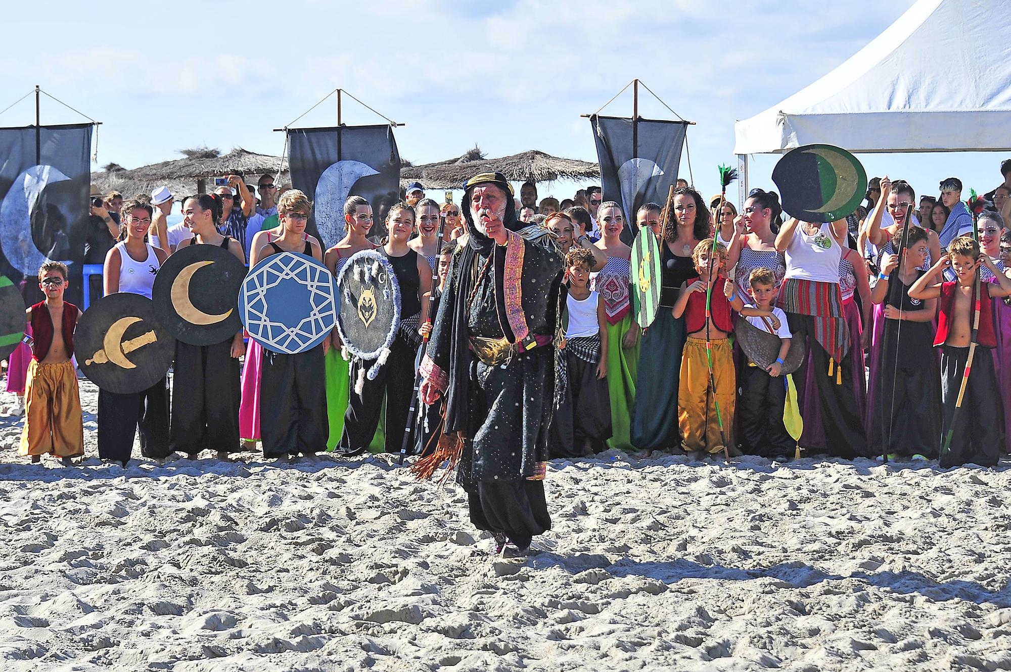 FIESTAS SANTA POLA. Asalto moro en la playa de Levante.