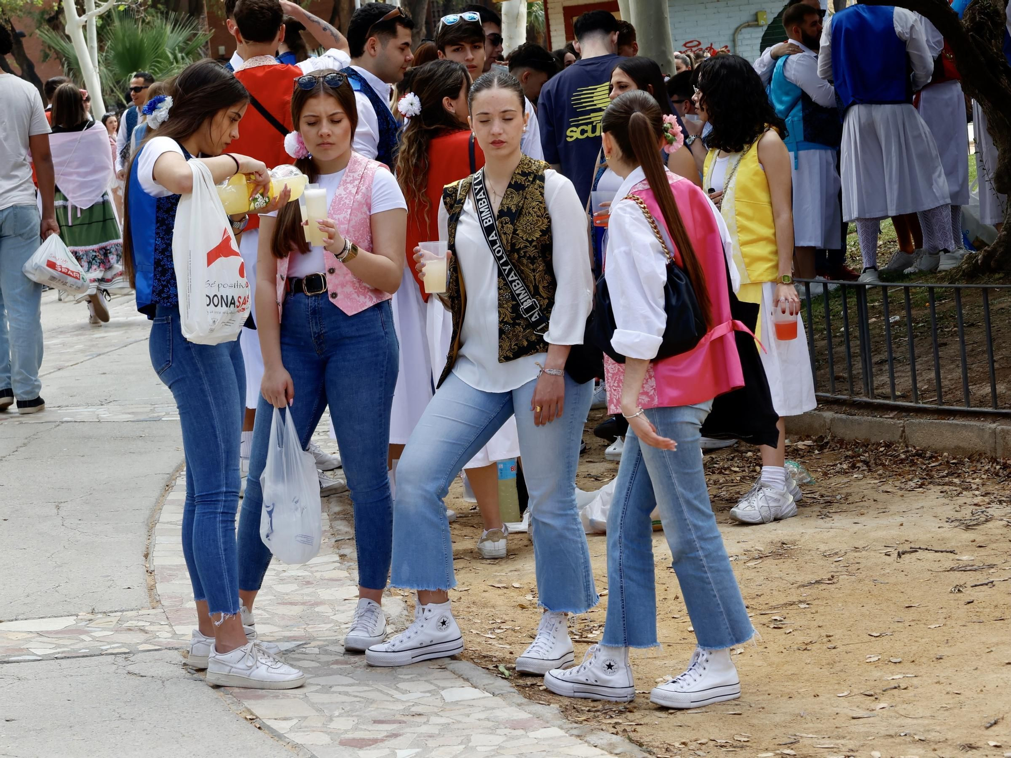 Ambiente en las calles de Murcia durante el Bando de la Huerta