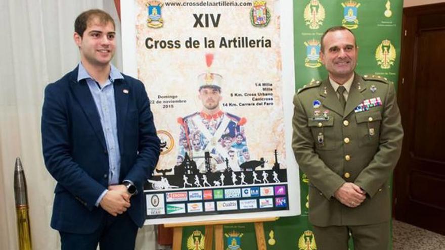 Ricardo Segado y José Luis Carbonell presentaron ayer el XIV Cross de la Artillería.