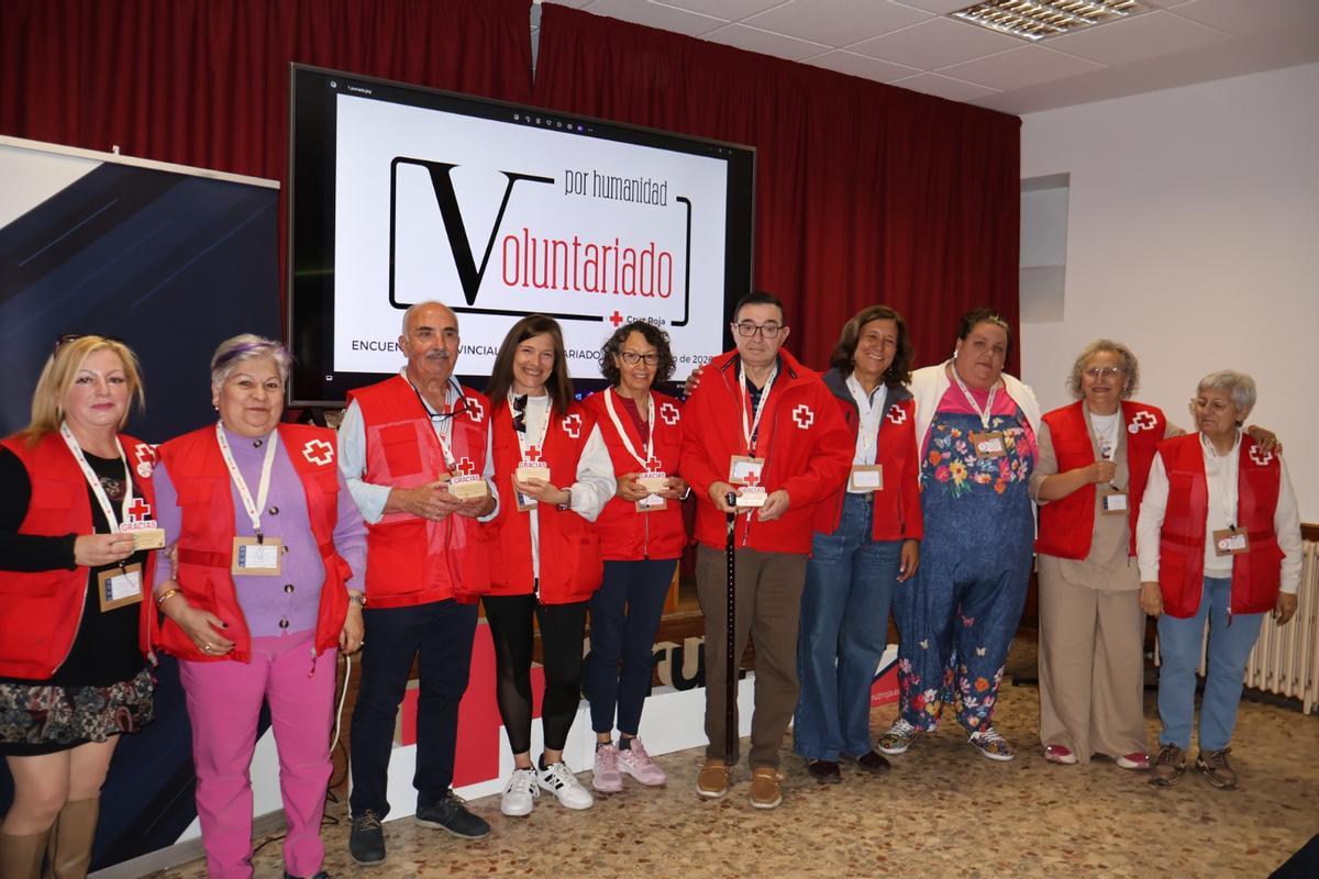 Cruz Roja reconoce la labor de ocho voluntarios.