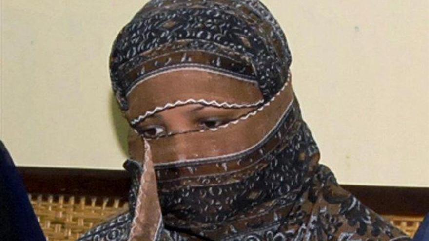 Asia Bibi abandona Pakistán seis meses después de quedar absuelta de blasfemia