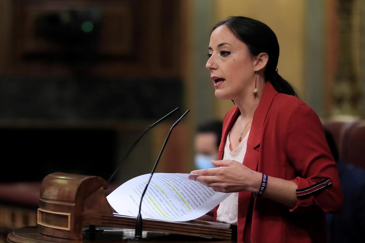 La diputada de UP Isabel Franco interviene en el Pleno del Congreso de los Diputados.