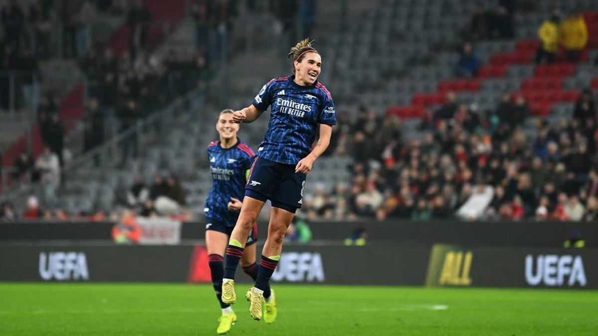 Mariona celebra un gol con el Arsenal.