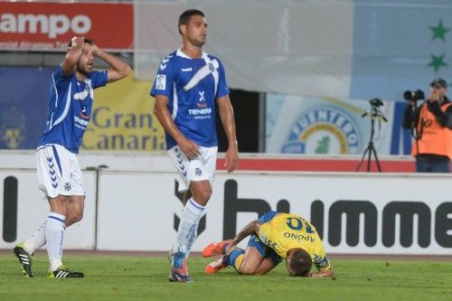 ctv-npl-vicente-gmez-abre-las-puertas-del-cielo-de-primera-divisin-a-la-ud-las-palmas00077