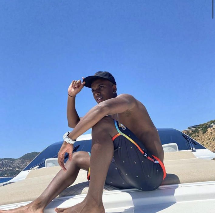 El futbolista Rodrygo Goes de vacaciones en Ibiza.