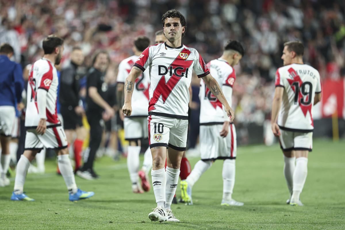 Sergio Camello celebra el tanto de la victoria