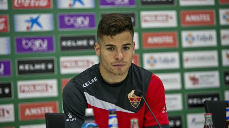 Samu en la sala de prensa del estadio Martínez Valero