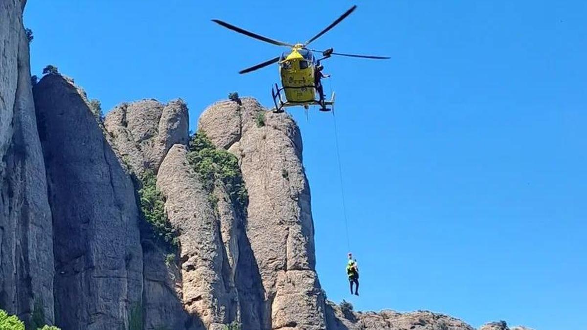 El rescat de l'excurionista ferit al Bruc aquest diumenge