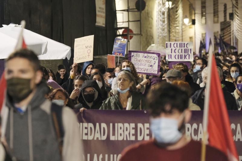 Marcha solidaria en La Laguna por el Día de la Violencia contra la Mujer