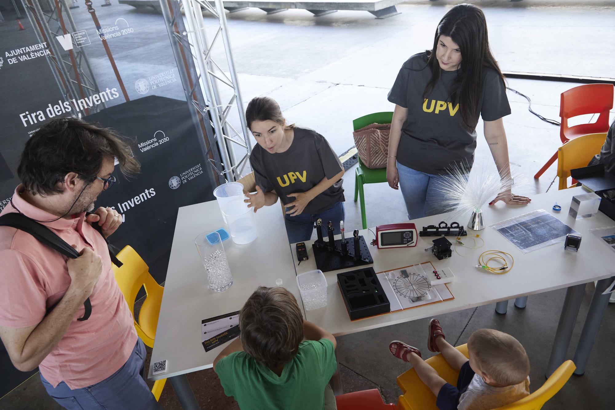 Feria de los invetos de la UPV.