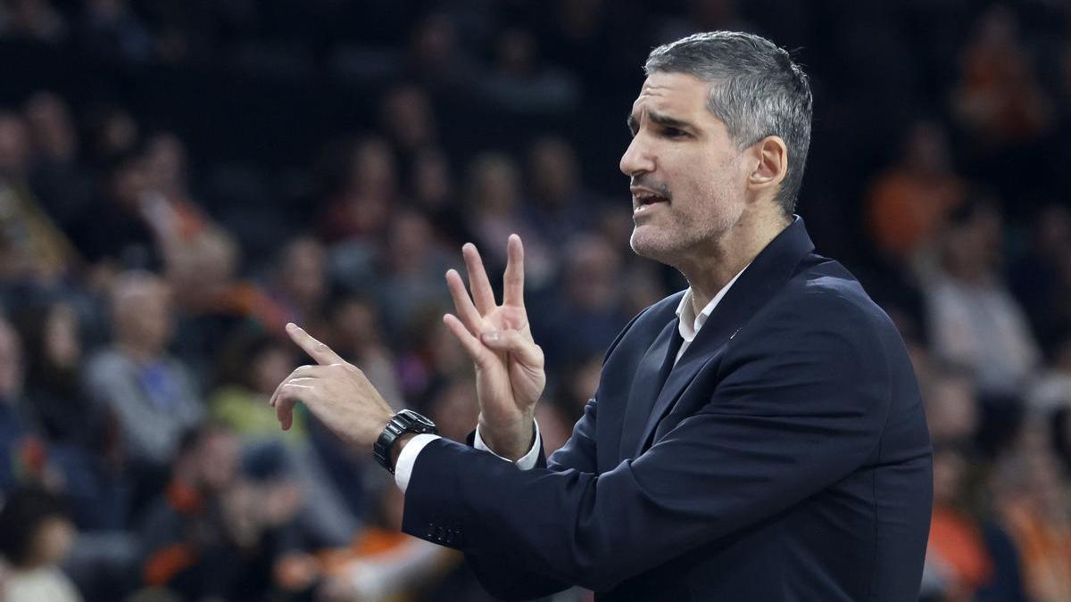 Rubén Burgos analiza la sufrida victoria del Valencia Basket ante el Lointek Gernika en la LF Endesa