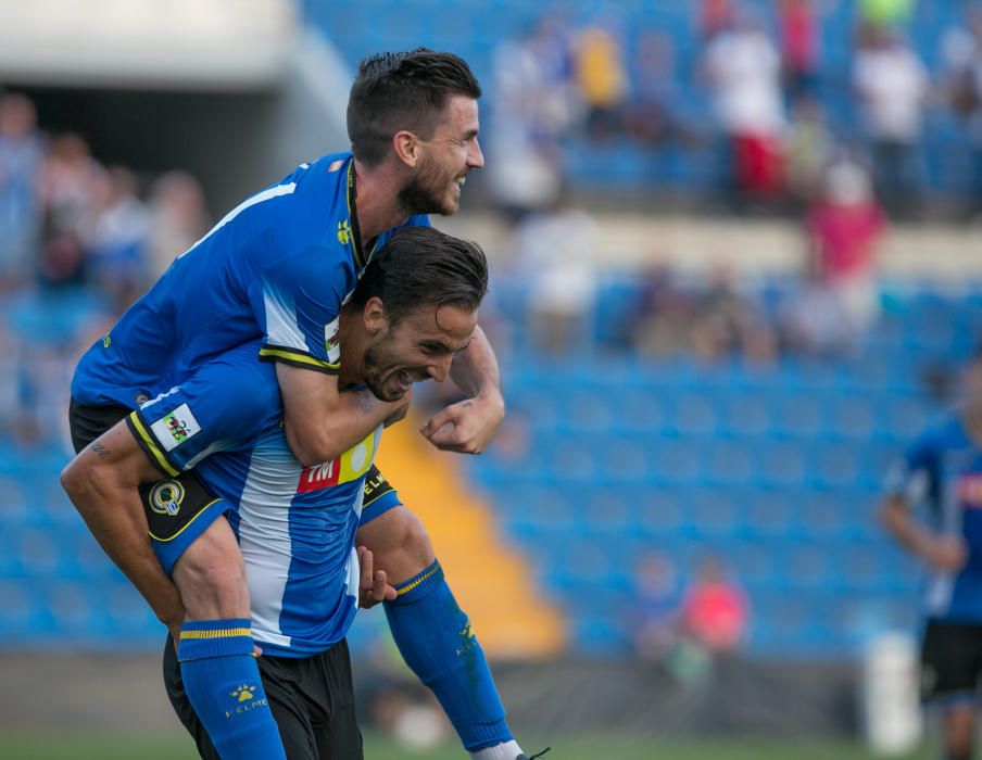 El Hércules despide al técnico argentino tras ganar por 3-2 al Peralada con mucho sufrimiento.