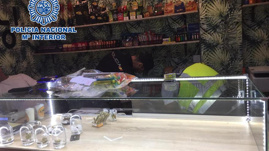 Desmantelado un club cannábico en Benidorm que era utilizado para traficar con marihuana y hachís