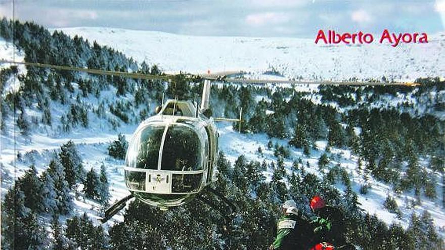 Portada del libro de Alberto Ayora.