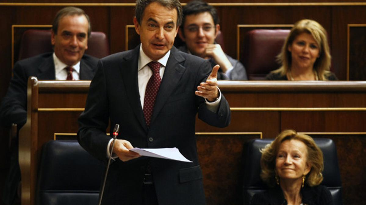 Zapatero, en la sesión de control al Gobierno, en el pleno del Congreso.