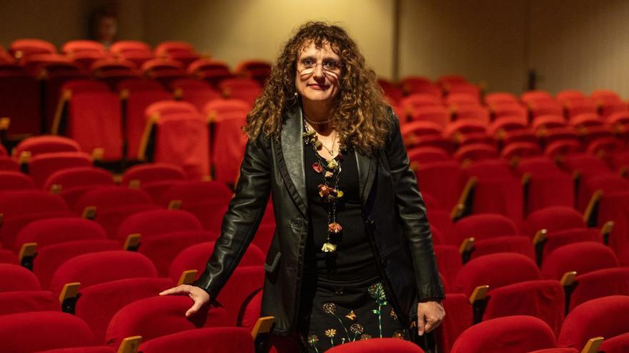 Antònia Soler, minuts abans de la seua xerrada sobre Safo a l’auditori de Can Ventosa.