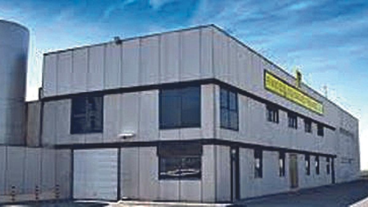 Fachada de las instalaciones de Aceites La Pedriza.