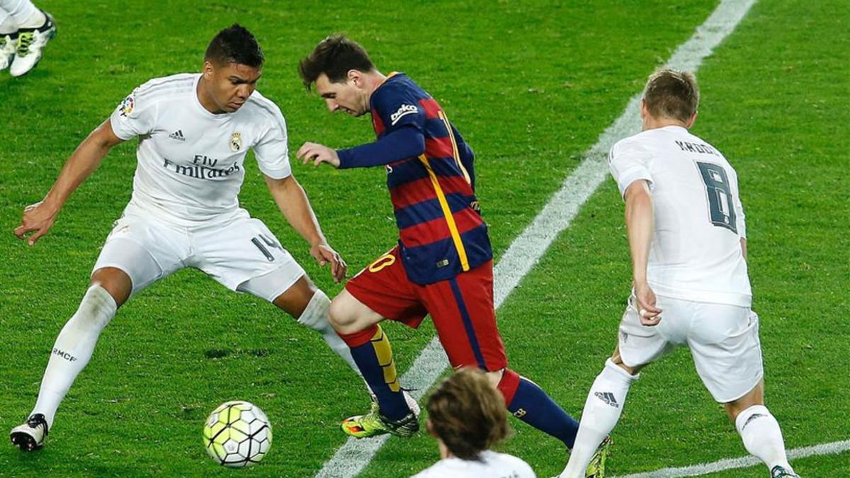 Messi estrena capitanía en un partido contra el Madrid