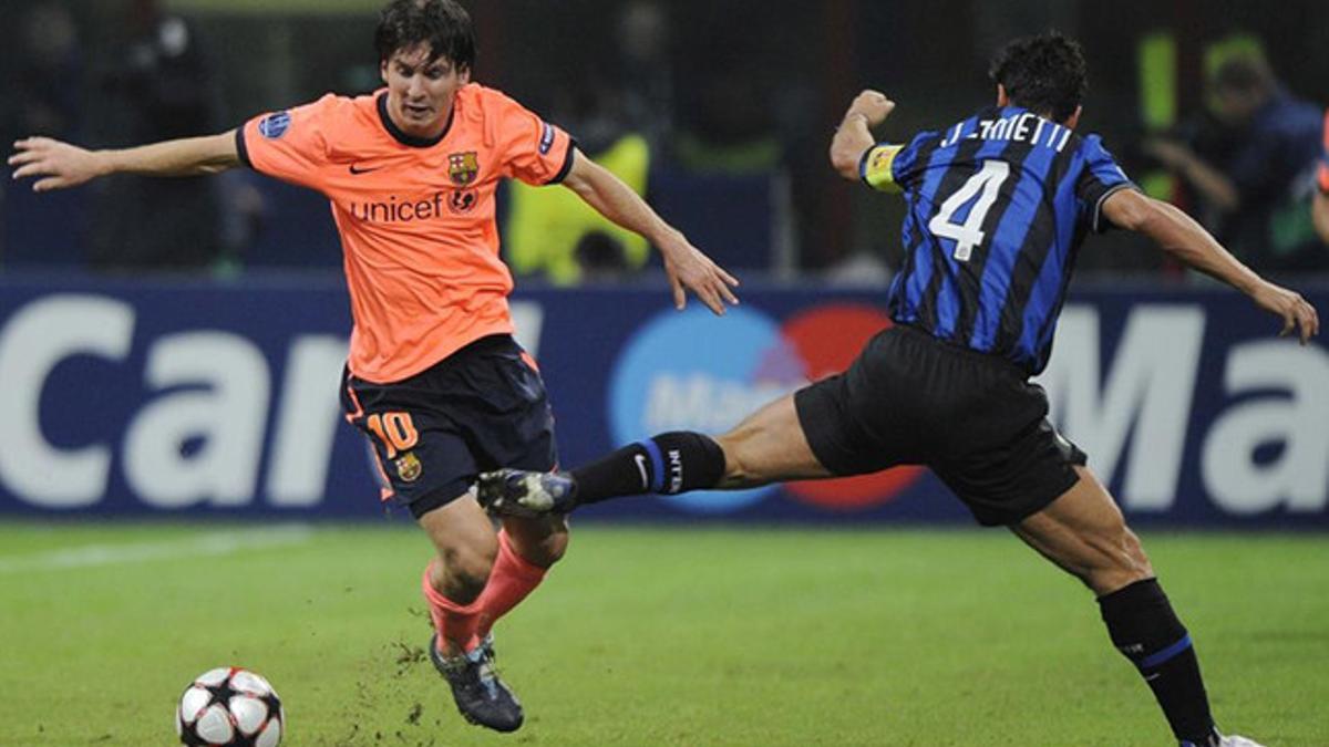 Zanetti y Messi, en una imagen de un Inter-Barça de 2009