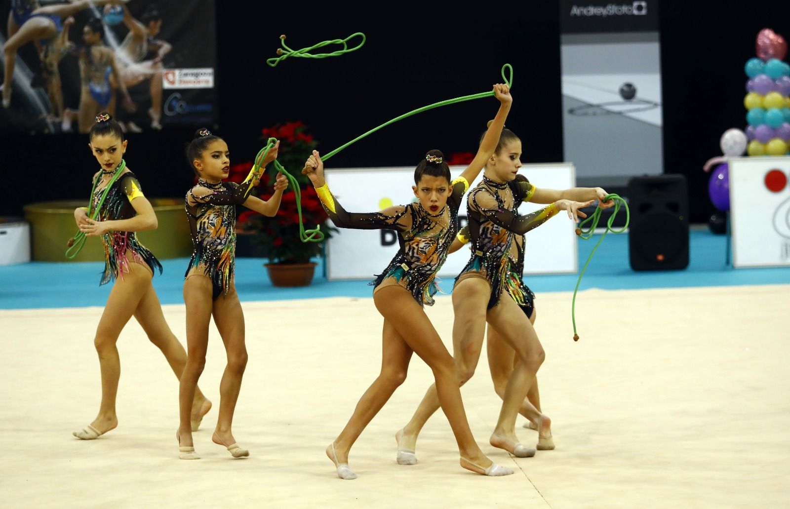 Más de 700 gimnastas se dan cita en el I Trofeo Ibercaja-Ciudad de Zaragoza de gimnasia rítmica de conjuntos