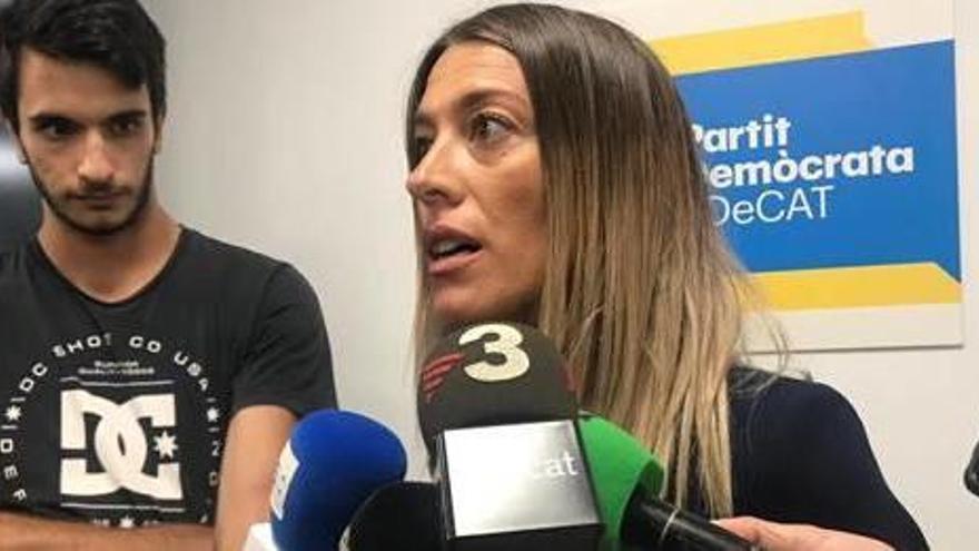 La diputada del PDeCAT al Congrés Míriam Nogueras, durant la roda de premsa d&#039;ahir a la tarda