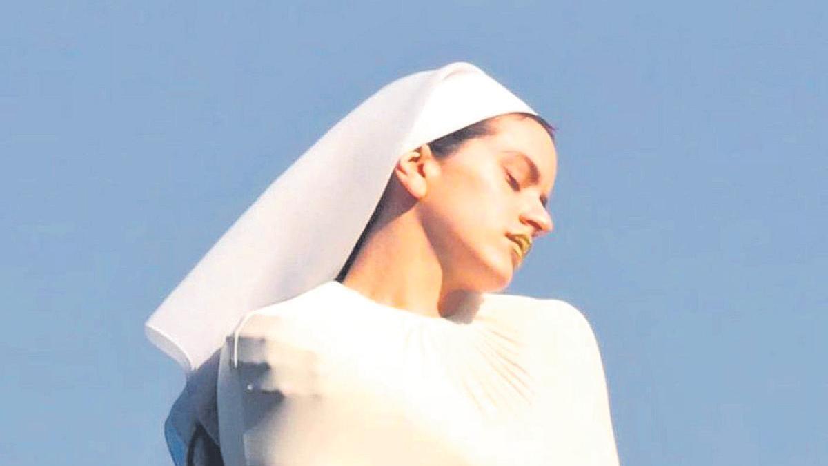 Imagen de la portada de 'LUX' de Rosalía.