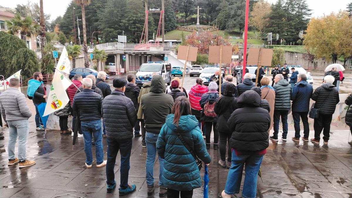 Protesta de la Alianza UPA-COAG en Vigo por las paradas de tren en Sanabria