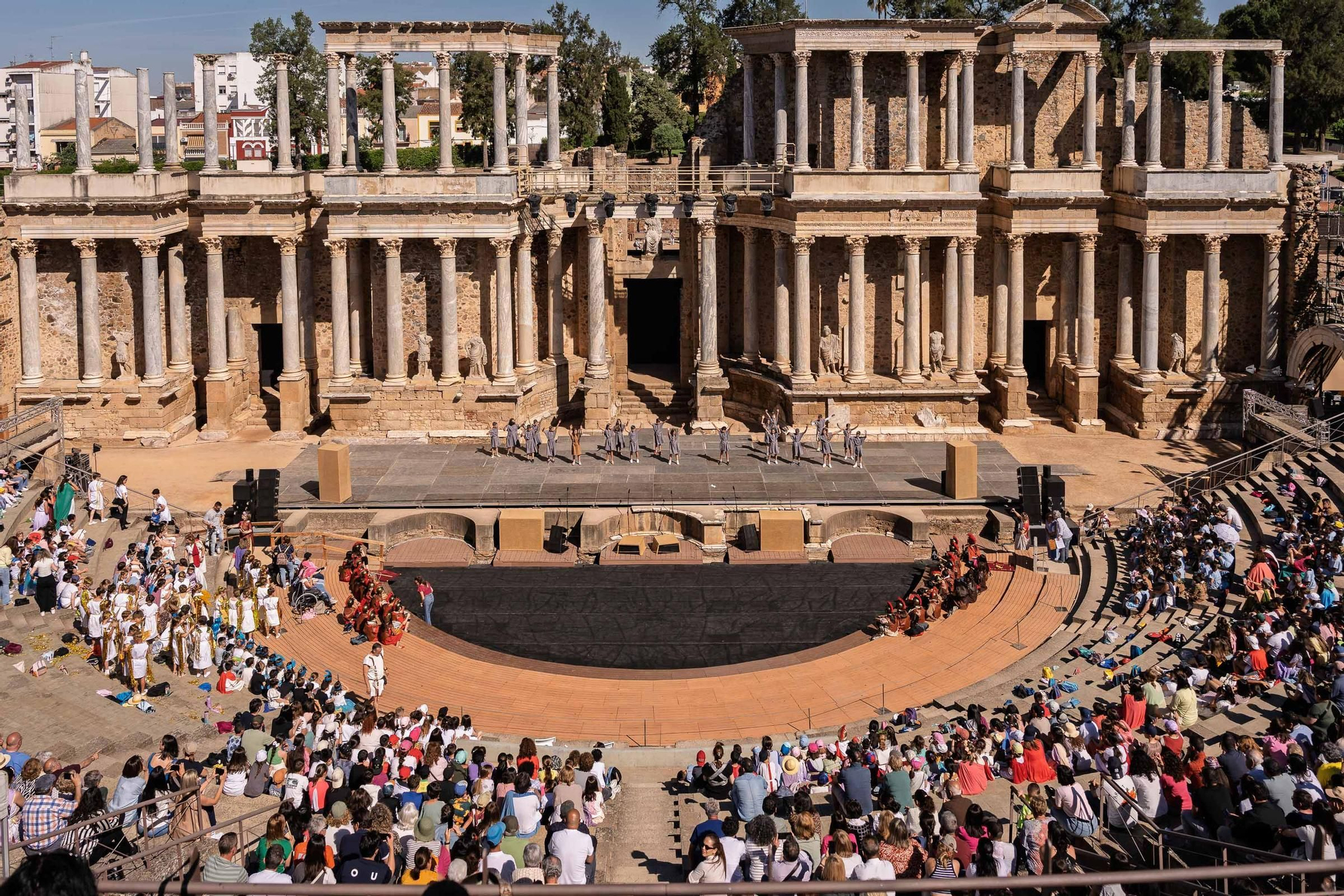 Fotogalería | Los escolares toman el Teatro Romano en Emerita Lvdica