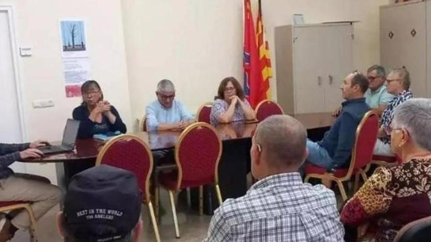 Els dos regidors del govern a Pont de Molins anuncien que votaran en contra la moció de censura