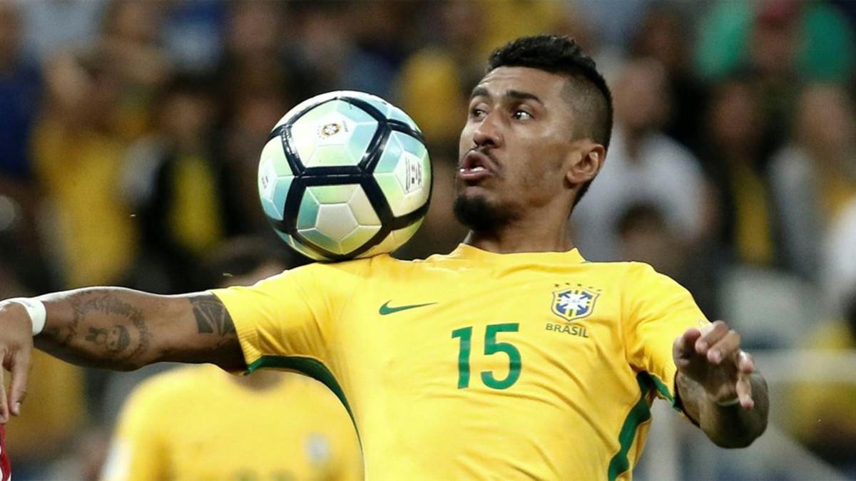 Paulinho, en una imagen con la camiseta de la selección de Brasil