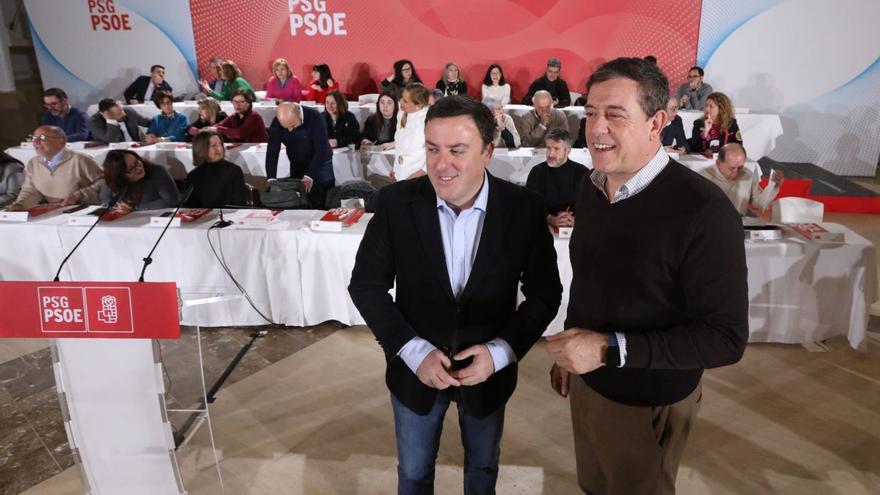 Besteiro asume el liderazgo de facto del PSdeG al carecer de rival en las primarias