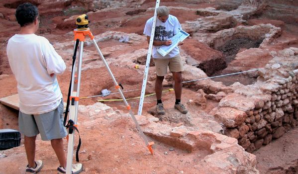 Intervenciones arqueológicas sobre el antiguo Raval medieval de Sabadell.