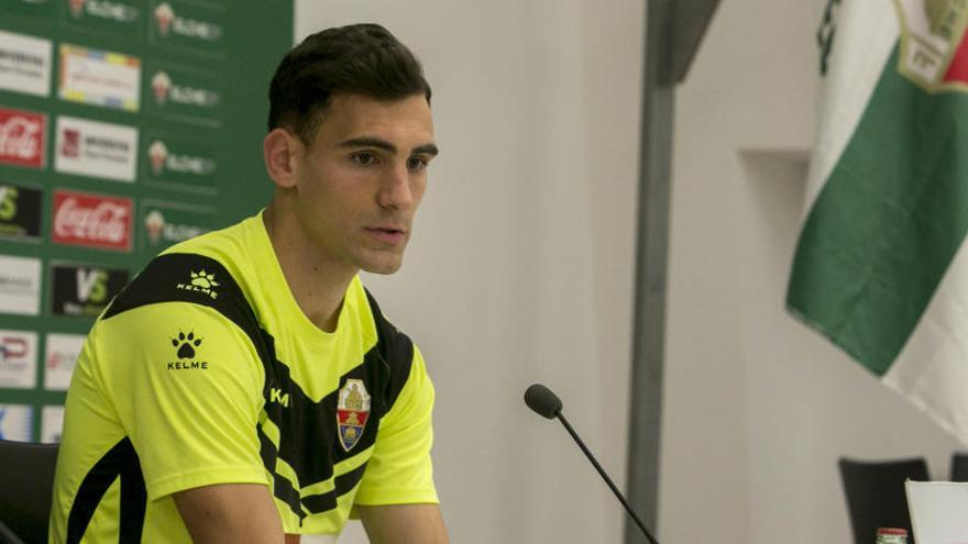 Dani Calvo, en la sala de Prensa del estadio Martínez Valero