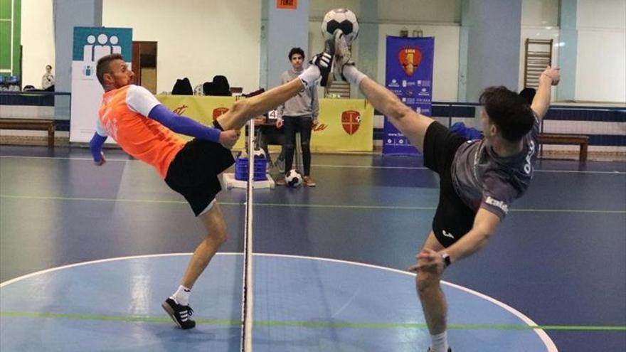 Yana y Anass se llevan el torneo mixto de futnet